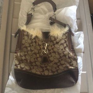 Coach logo bag w furry trim